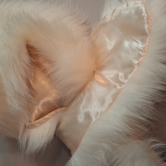 Faux fur rap - Picture 6 of 6